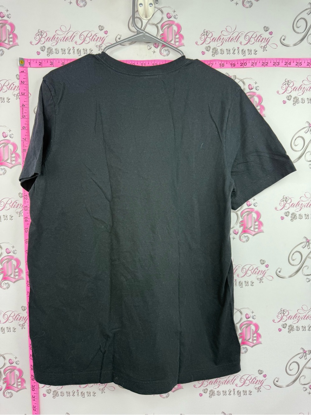 Nike Black Short-Sleeve Tee with White Swoosh and Red Text - Picture 2 of 6